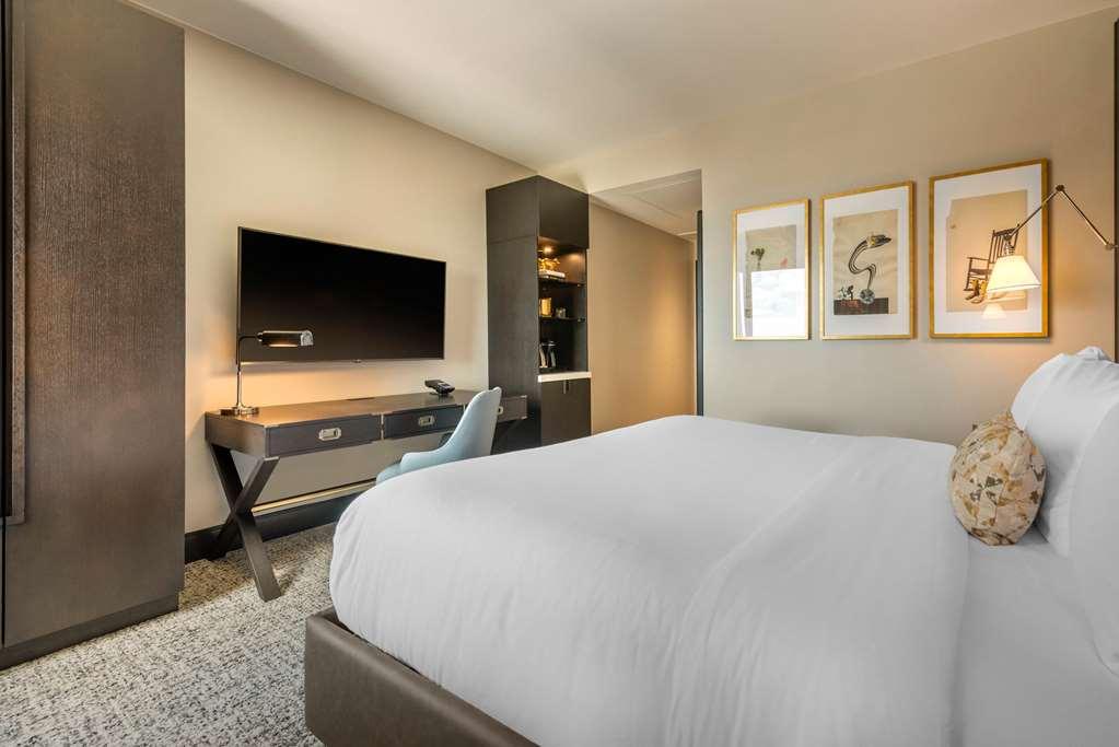 Cambria Downtown Convention Center Hotel 4*