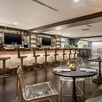 Cambria Hotel Houston Downtown Convention Center 